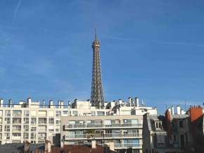 Appartement with Eiffel Tower view!